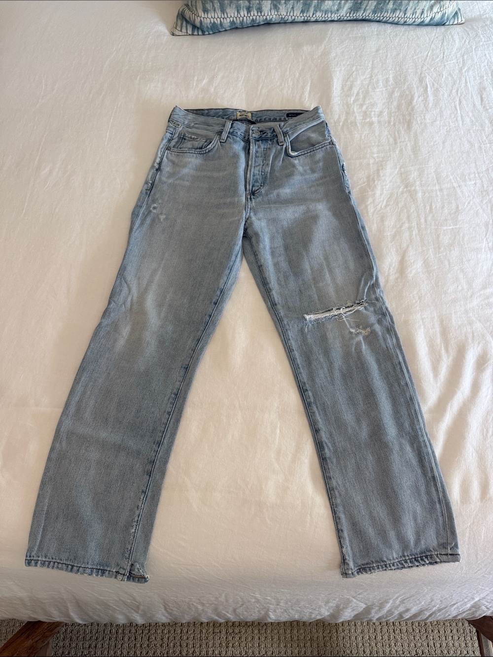 Citizens Of Humanity Light Blue Distressed Cropped Jeans